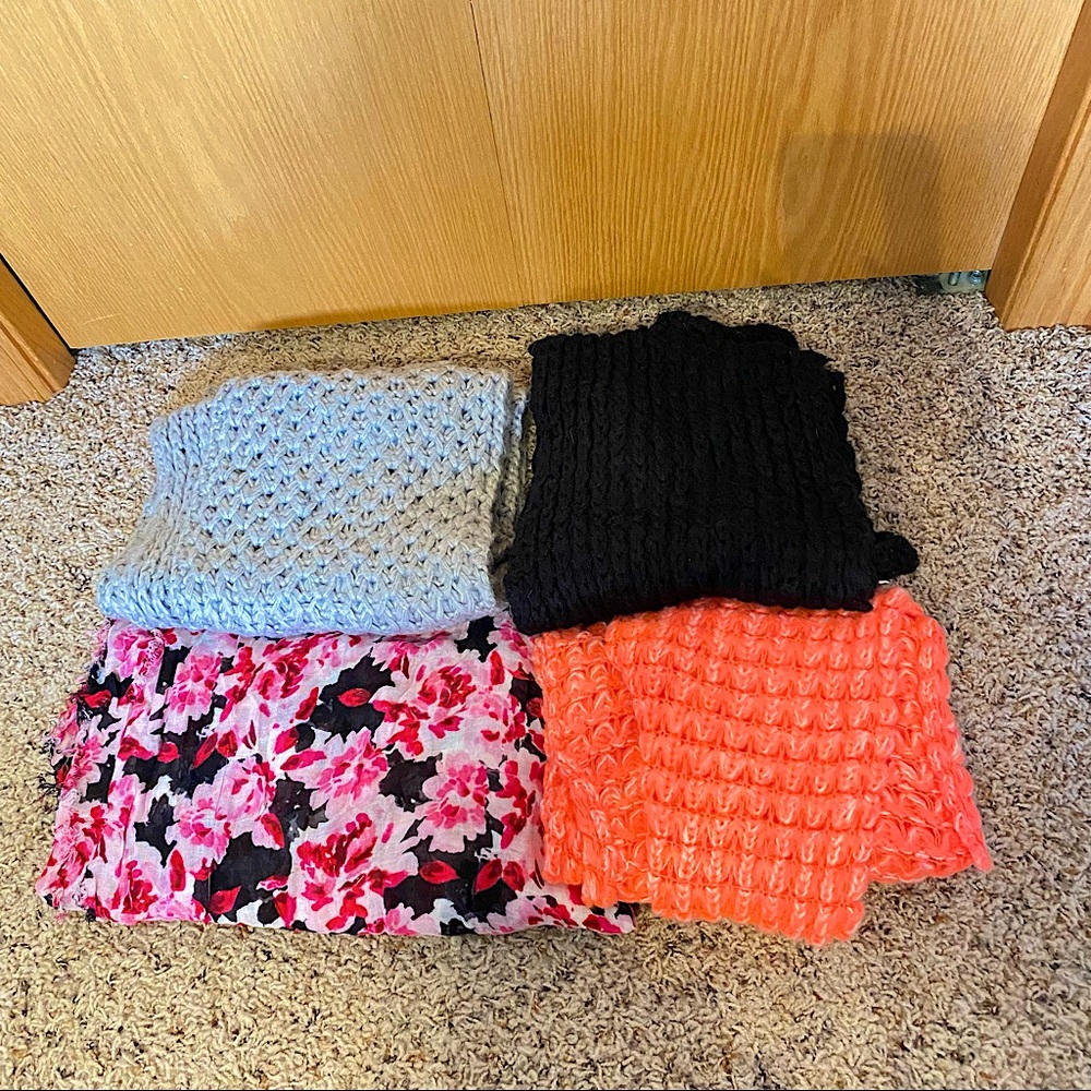 Set of 4 Aero Scarves